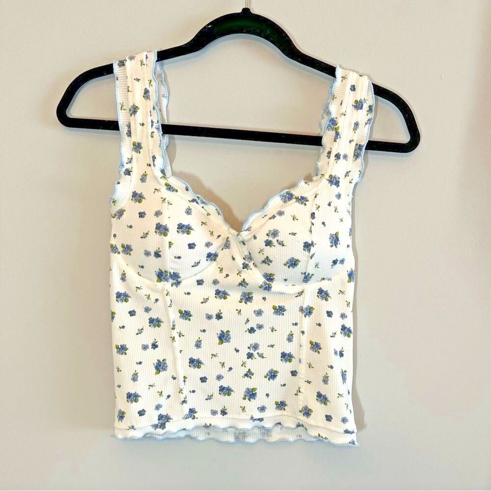 Madden Girl White and Blue Floral Tank Top Crop Top Size Small